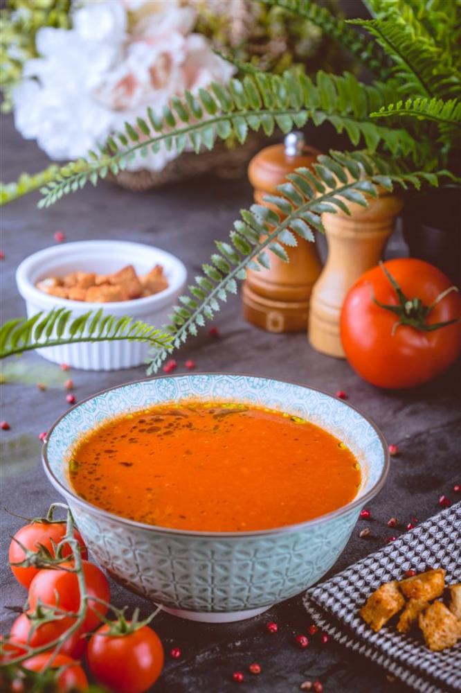 Zuppa pomodoro e boconcini
